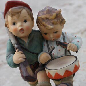 Hummel Figurine 'Volunteers'  by Goebel 50